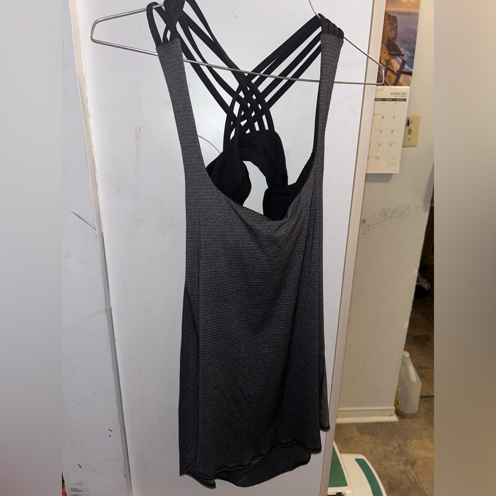 Lululemon 🍋 Lighten up Tank